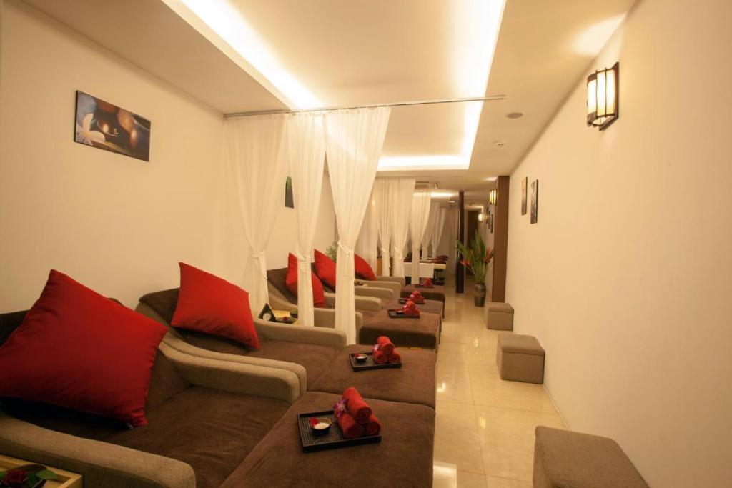 Hotel Mai Charming & Travel